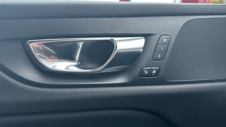 Volvo S60 2.0 T5 Inscription Plus 4dr Auto Petrol Saloon